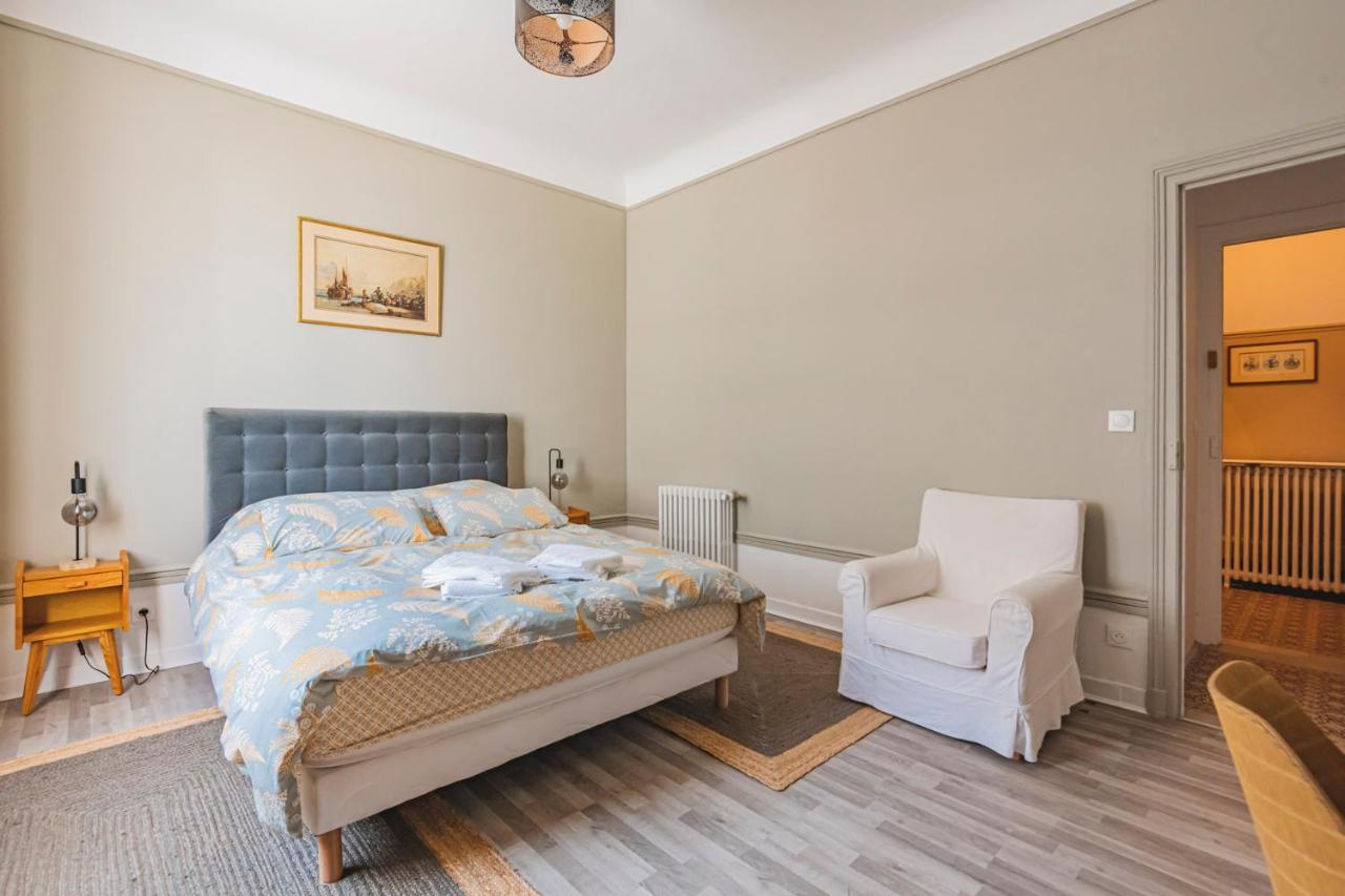 Moulins - Maison Cosy Au Coeur De Reims Luaran gambar